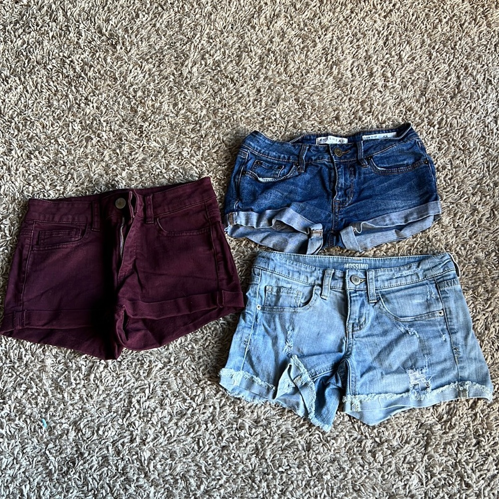 3 pairs juniors size 1 shorts, all excellent used condition